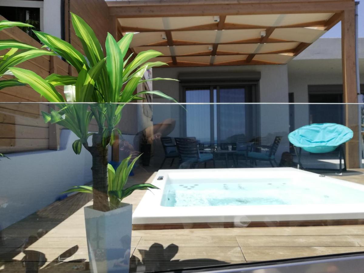 Lenico Seafront Villa Agia Pelagia Exteriör bild